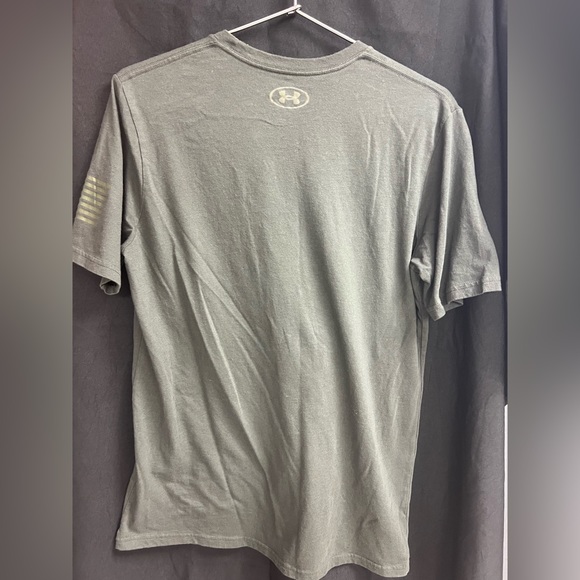 Under Armour- Flag, Olive Green, Freedom shirt- Size: Medium, Pre-Owned - Picture 2 of 5